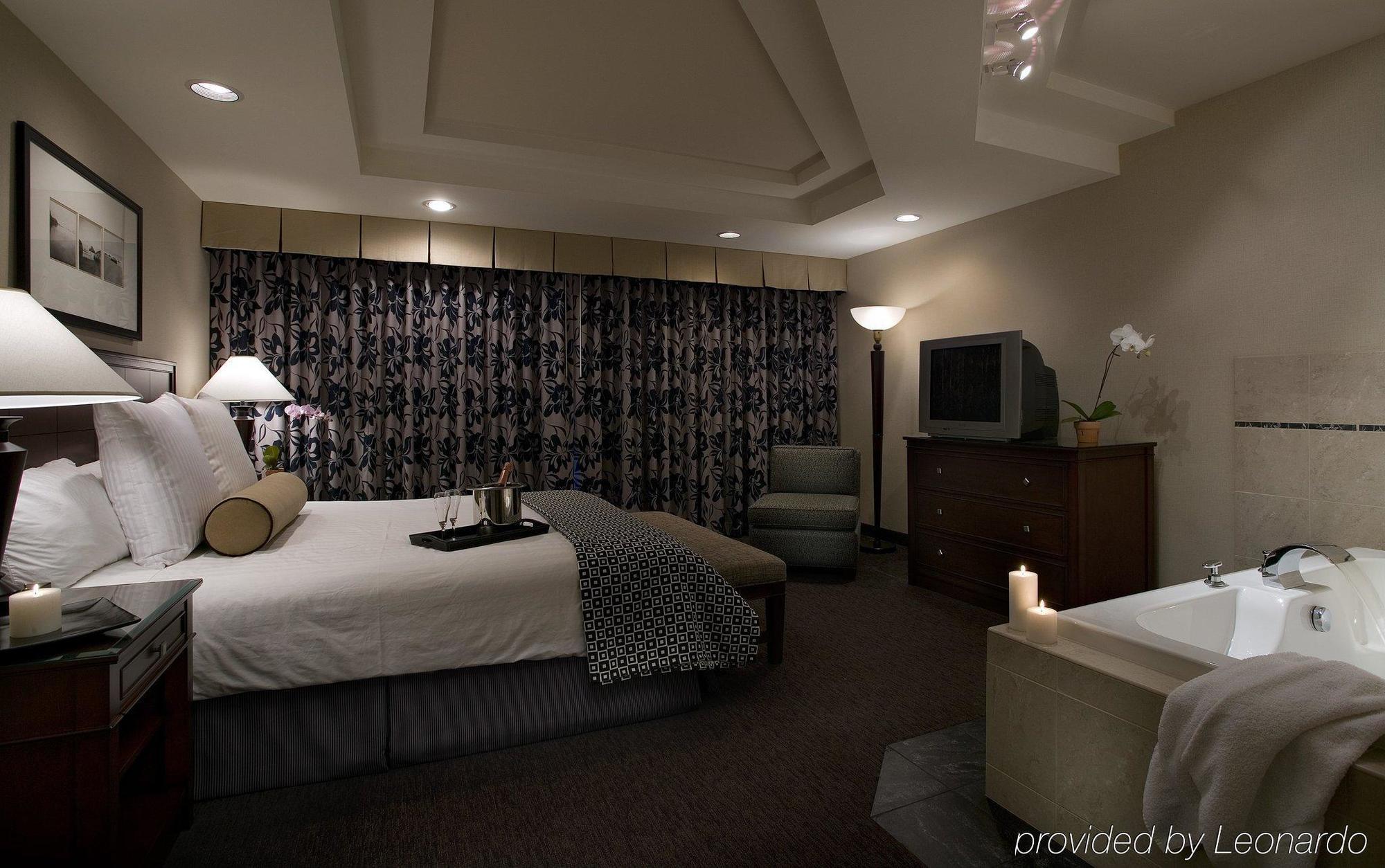 Empress Hotel La Jolla San Diego Room photo